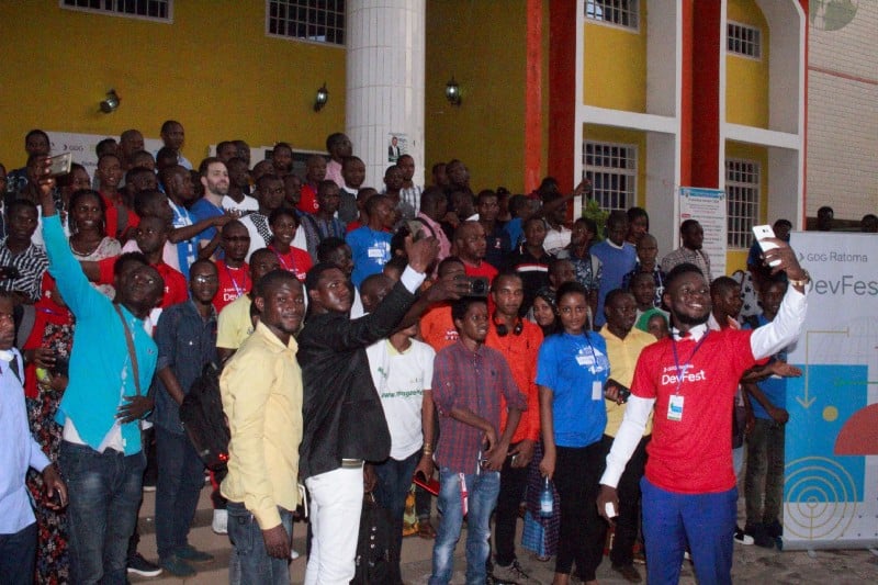 Group photo after lunch